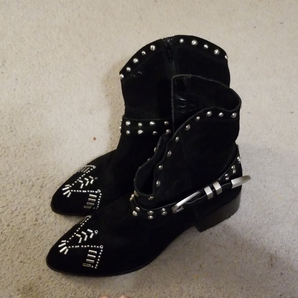 Mia ankle boots